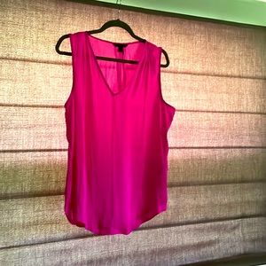 Banana Republic silt hot pink tank top